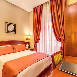 Camera con letto king size